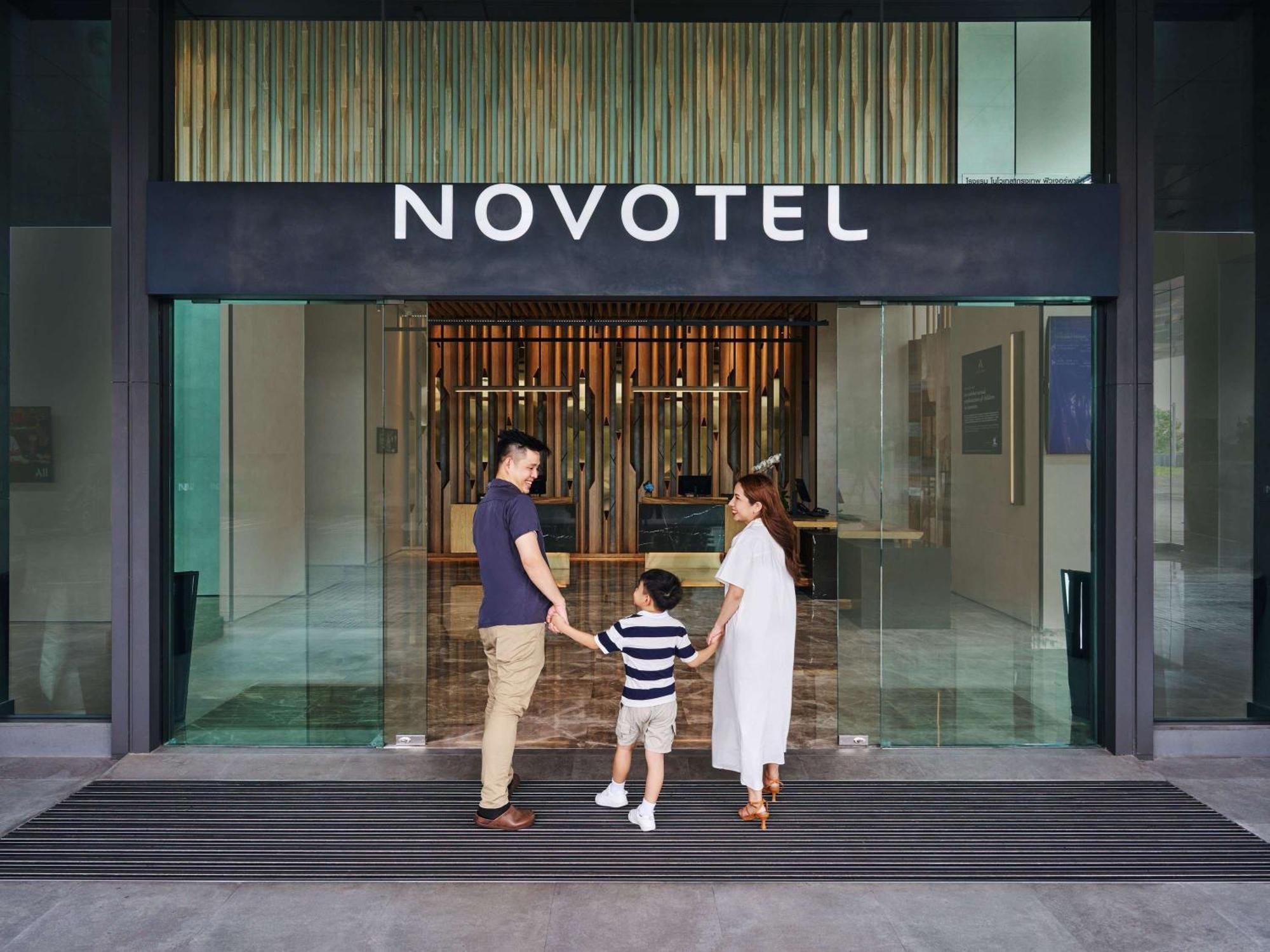 Novotel Bangkok Future Park Rangsit Pathum Thani Bagian luar foto